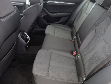 Škoda Octavia - 2023