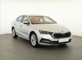 Škoda Octavia - 2023