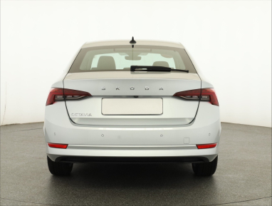 Škoda Octavia - 2023