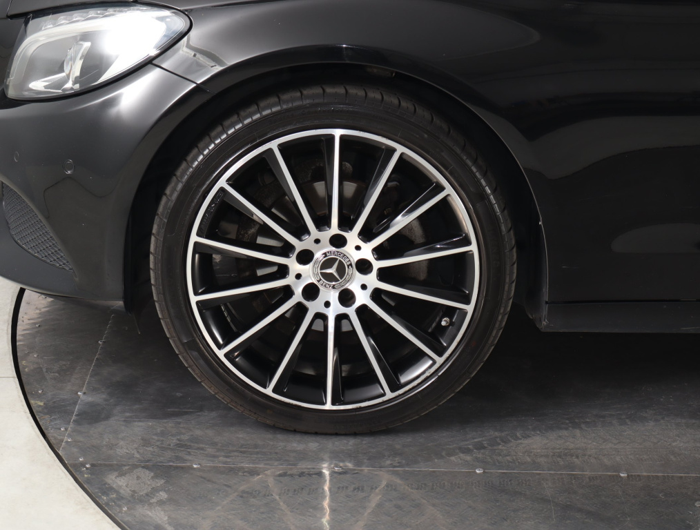 Mercedes-Benz C