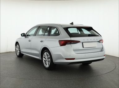 Škoda Octavia - 2023