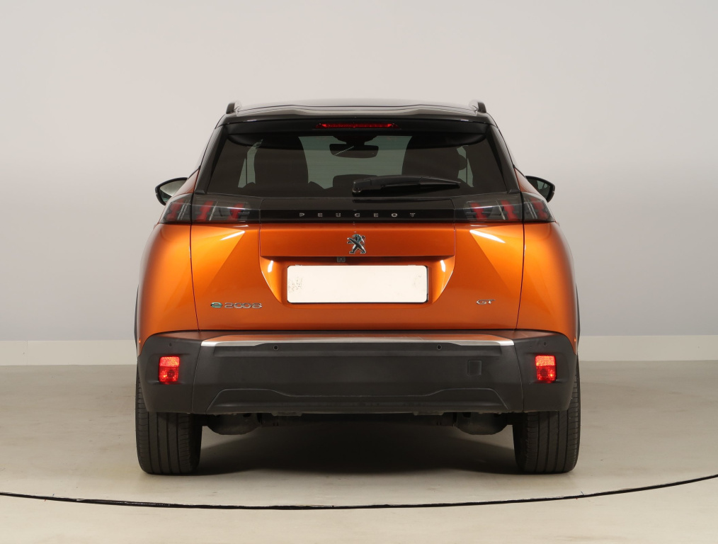 Peugeot e-2008