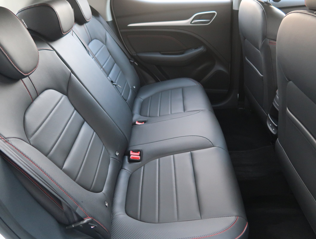MG ZS SUV