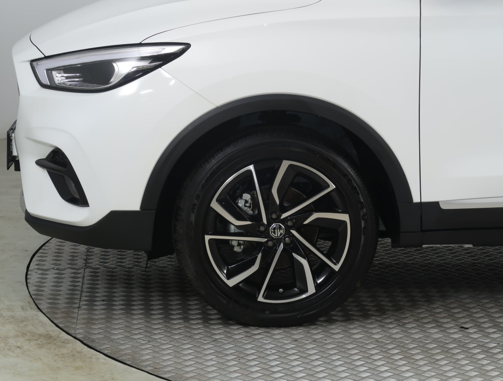 MG ZS SUV