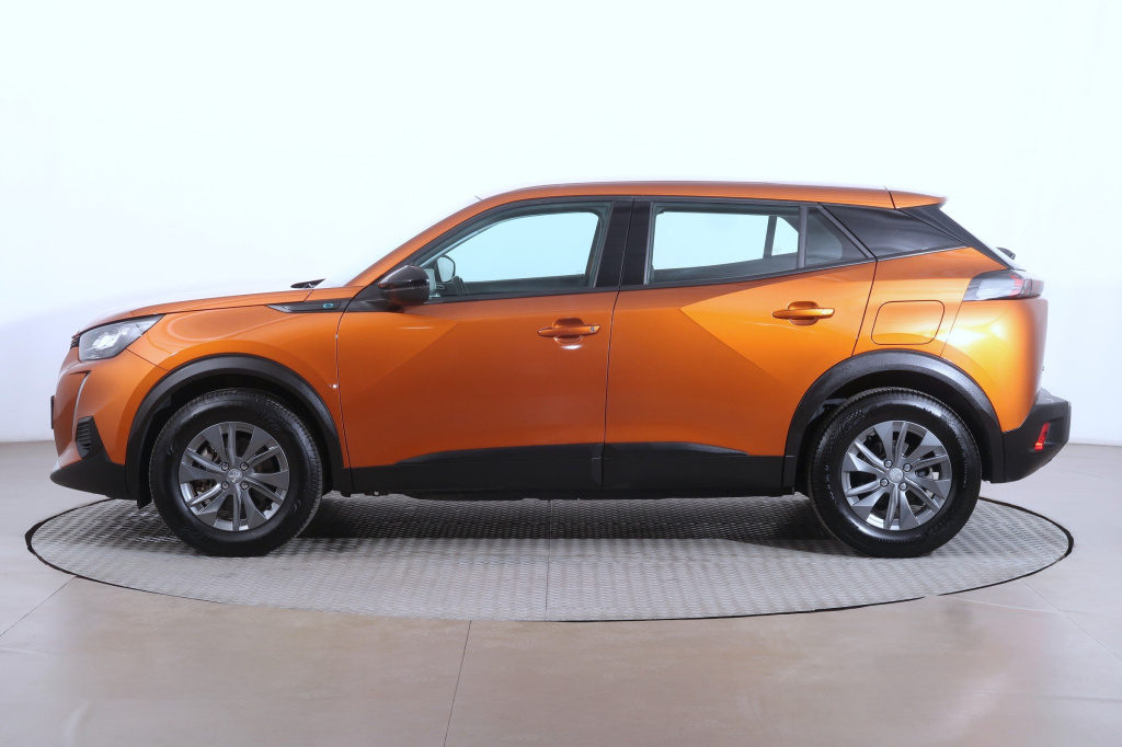 Peugeot e-2008