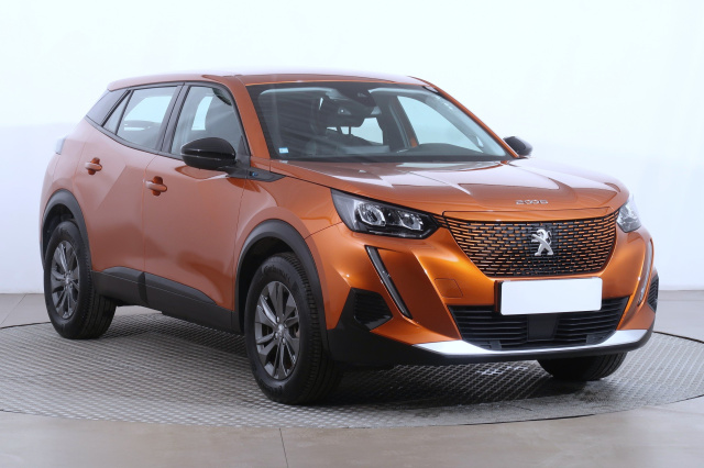 Peugeot e-2008 2022