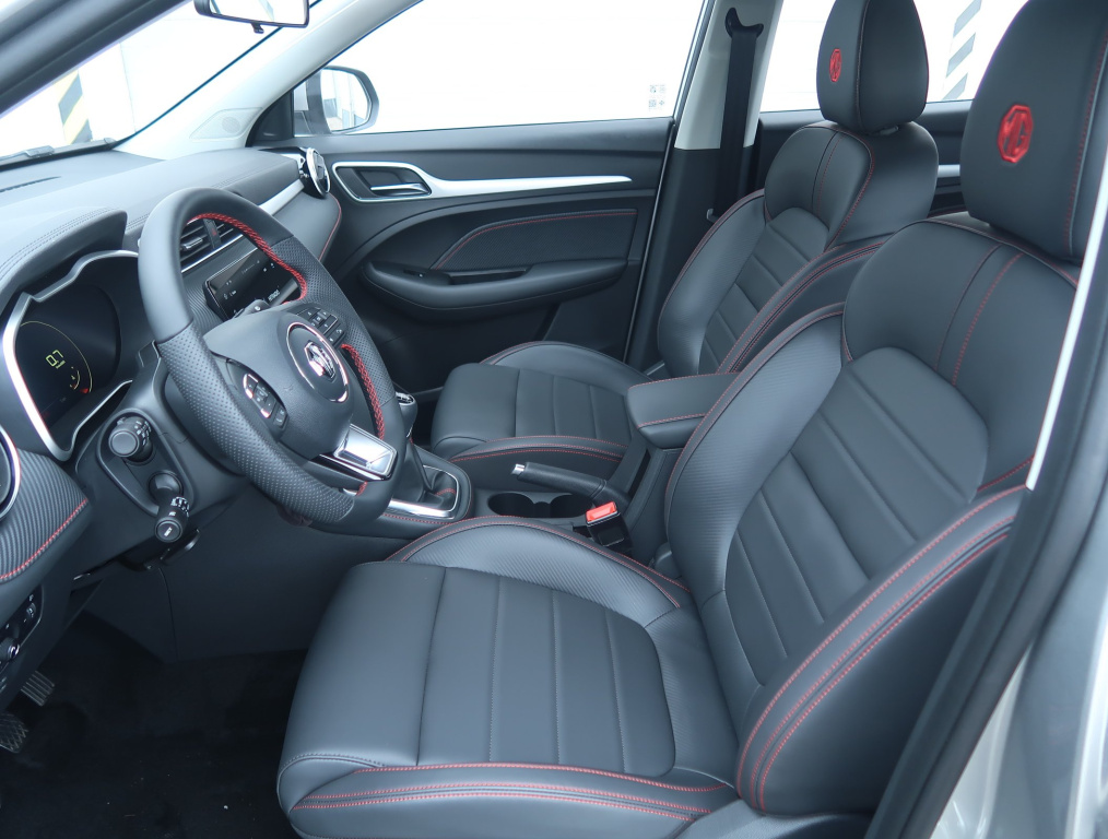 MG ZS SUV