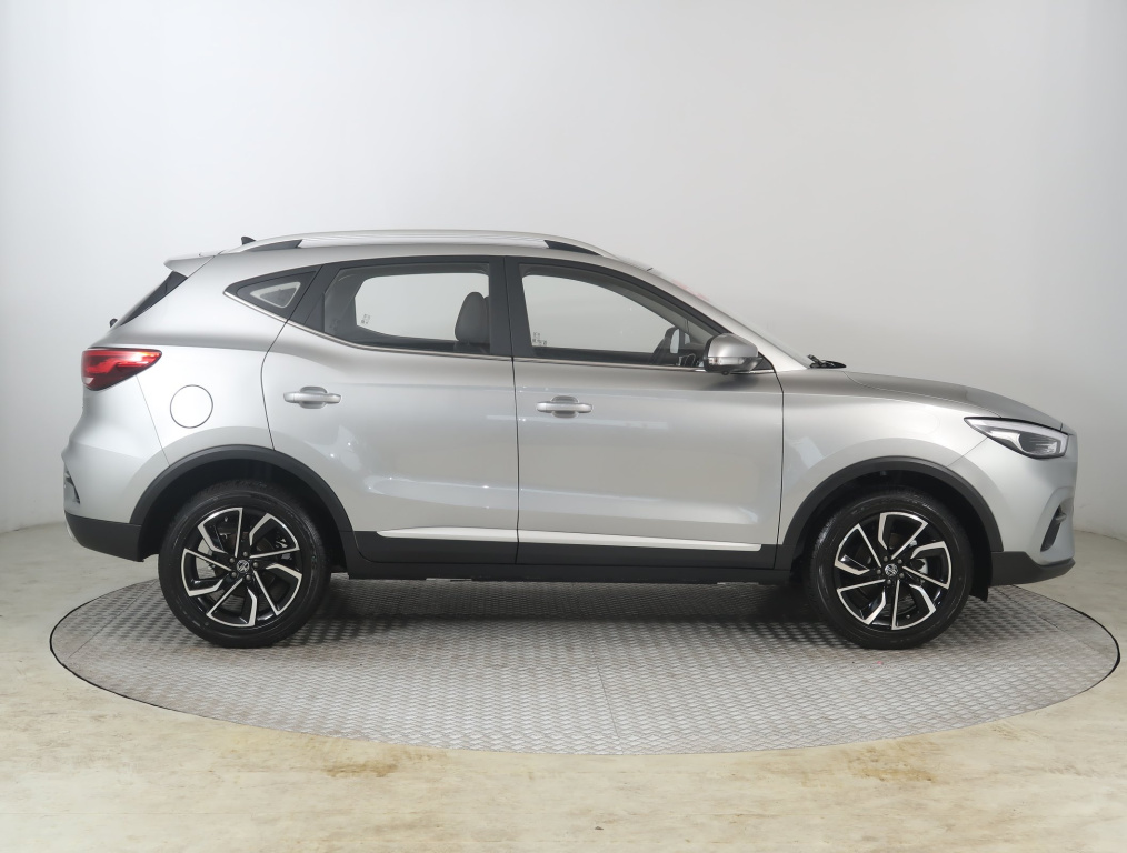 MG ZS SUV