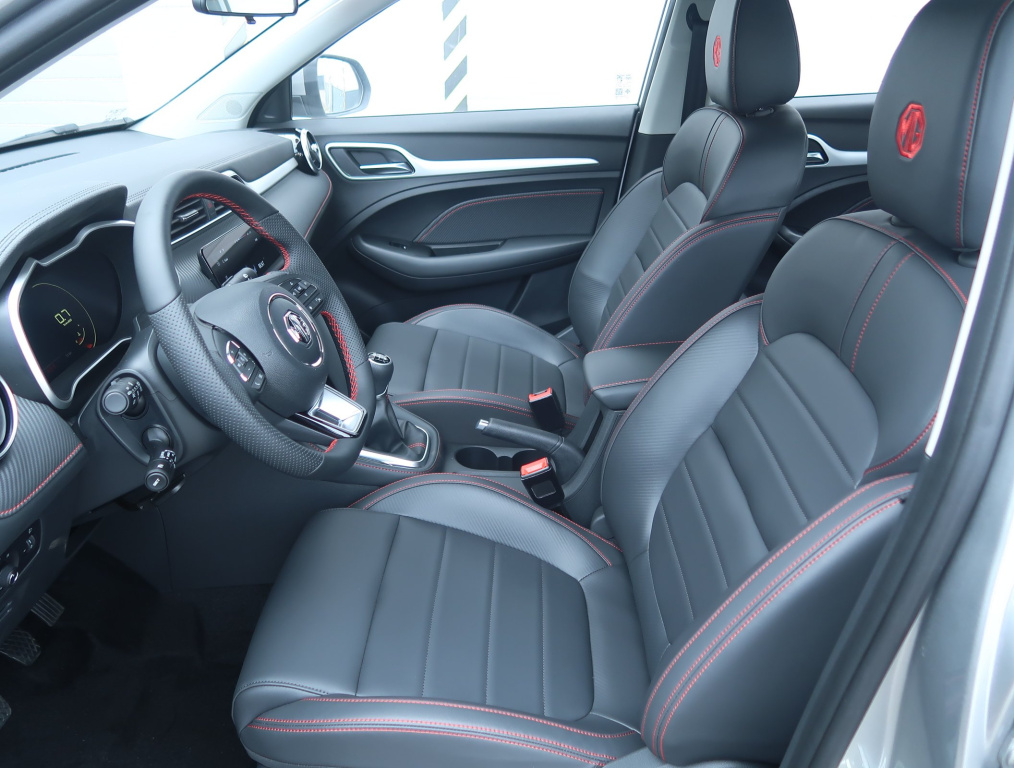 MG ZS SUV