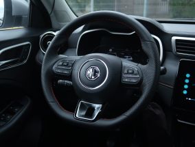 MG ZS II - 2025
