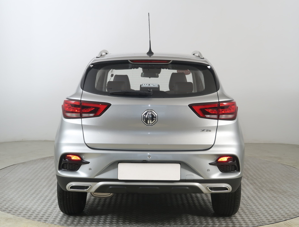 MG ZS SUV
