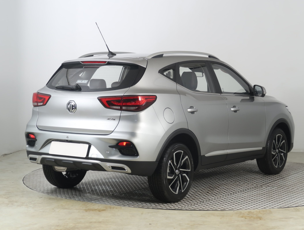 MG ZS SUV