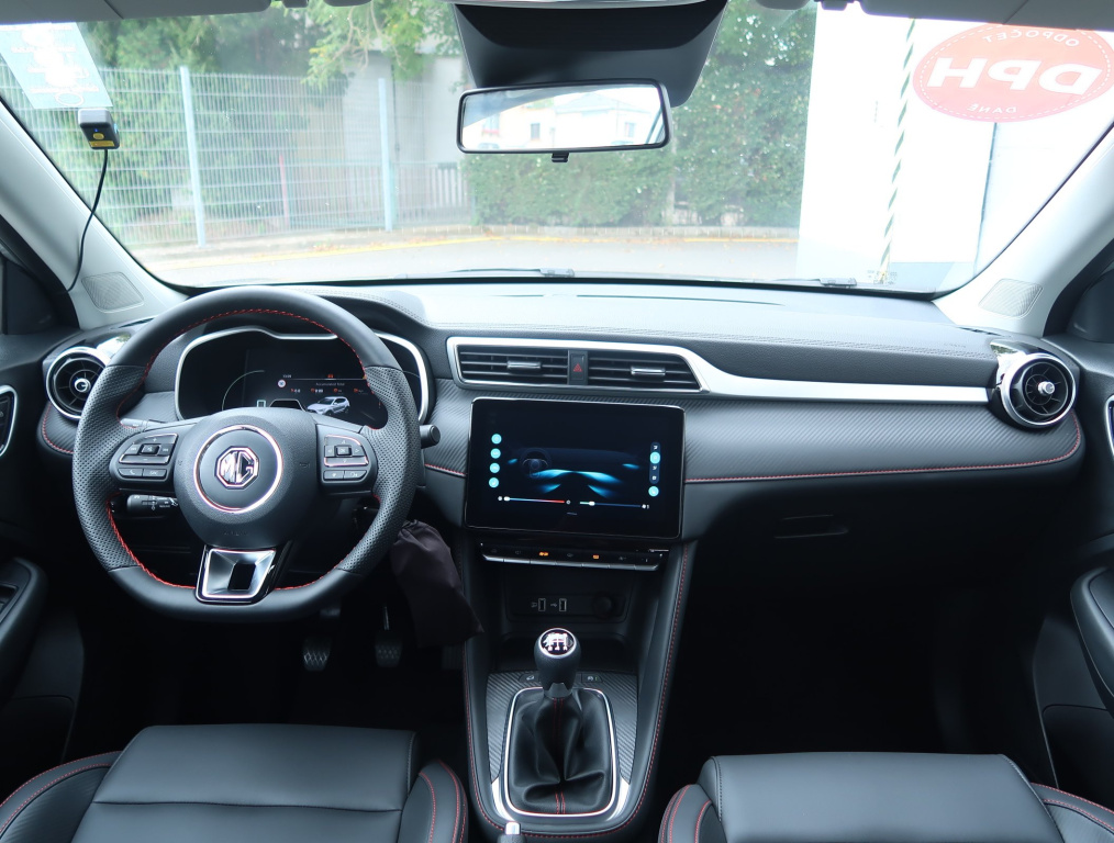 MG ZS SUV
