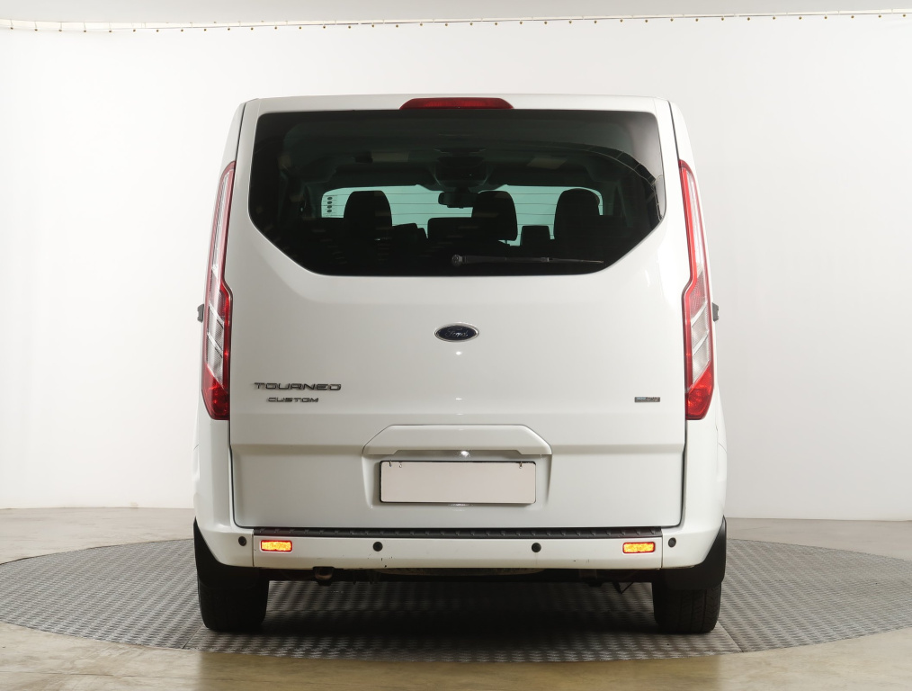 Ford Tourneo Custom