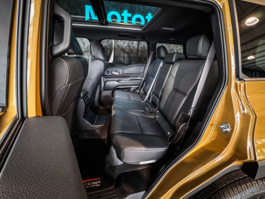 Toyota Land Cruiser - 2025