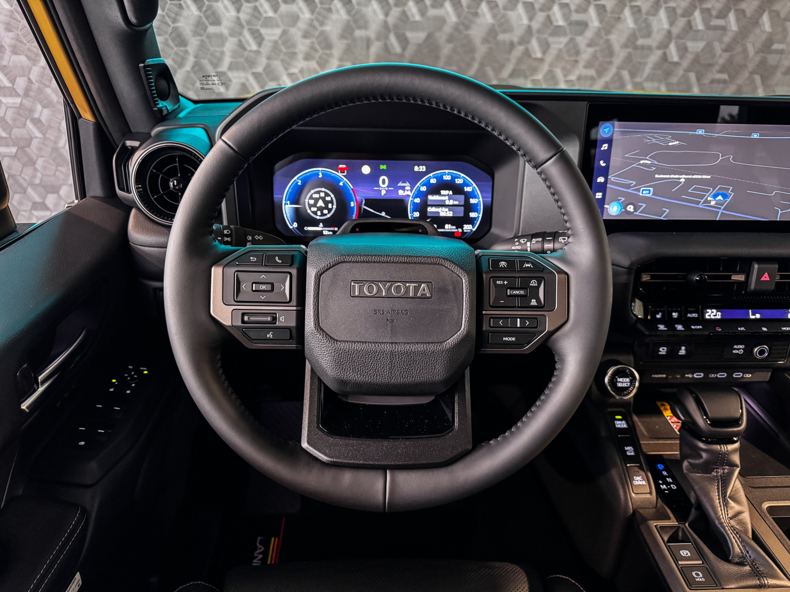 Toyota Land Cruiser - 2025