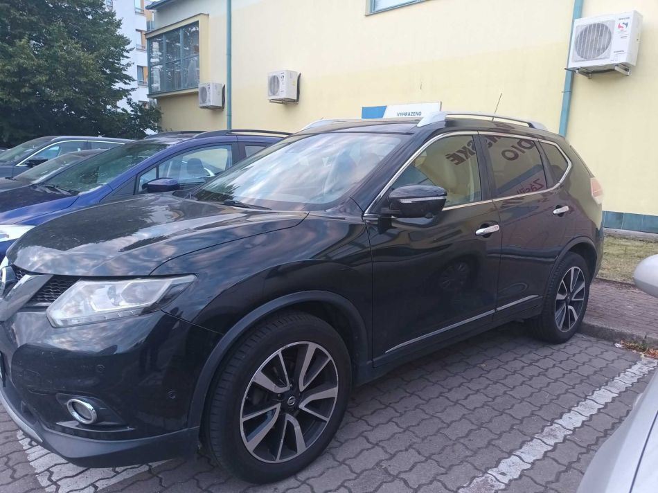 Nissan X-Trail - 2016