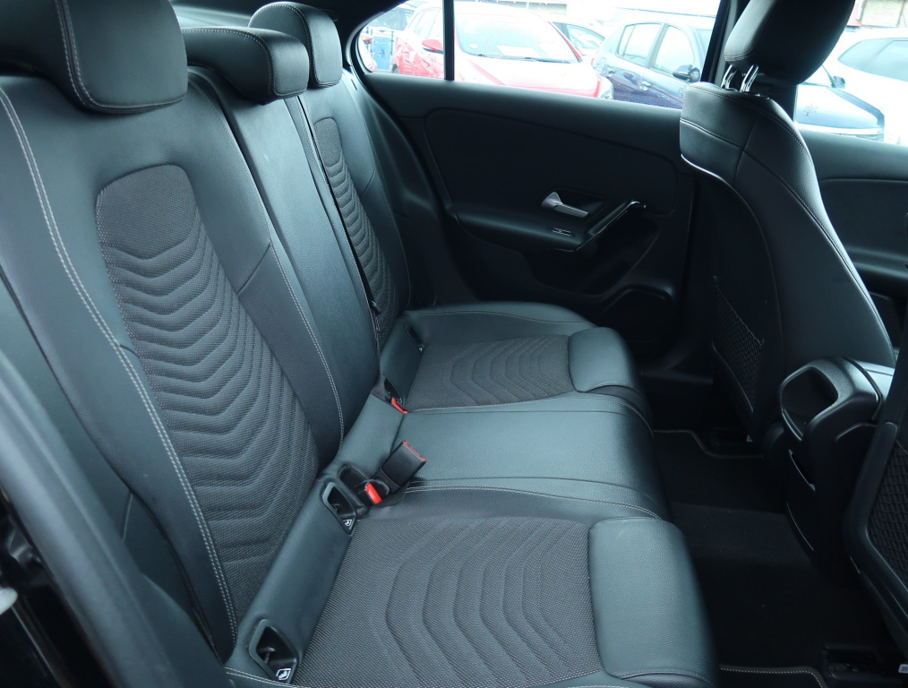 Mercedes-Benz A