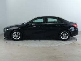 Mercedes-Benz A - 2020