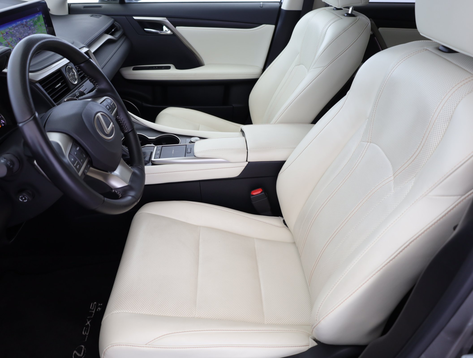 Lexus RX - 2021
