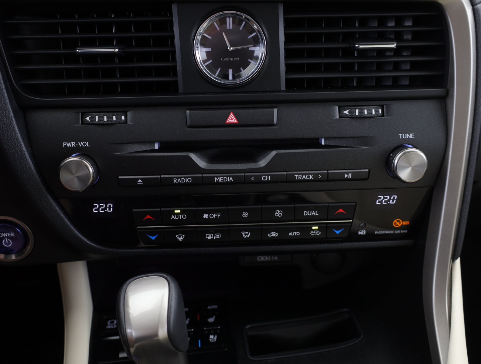Lexus RX - 2021