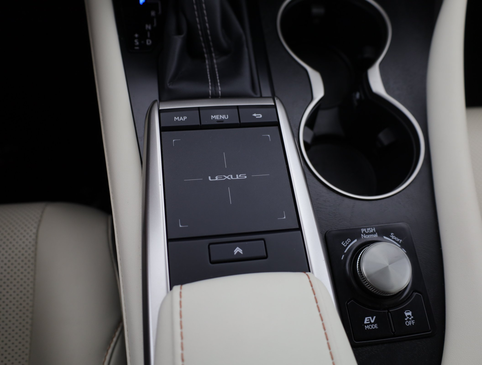 Lexus RX - 2021