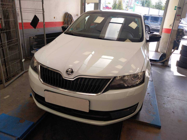 Škoda Rapid Spaceback 2015