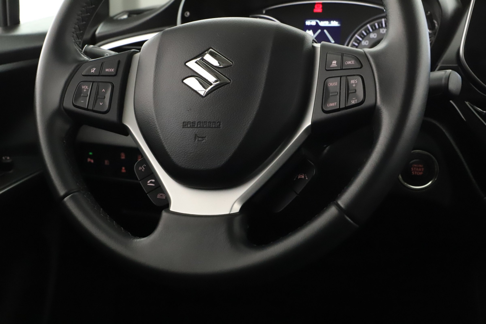 Suzuki SX4 S-Cross - 2023