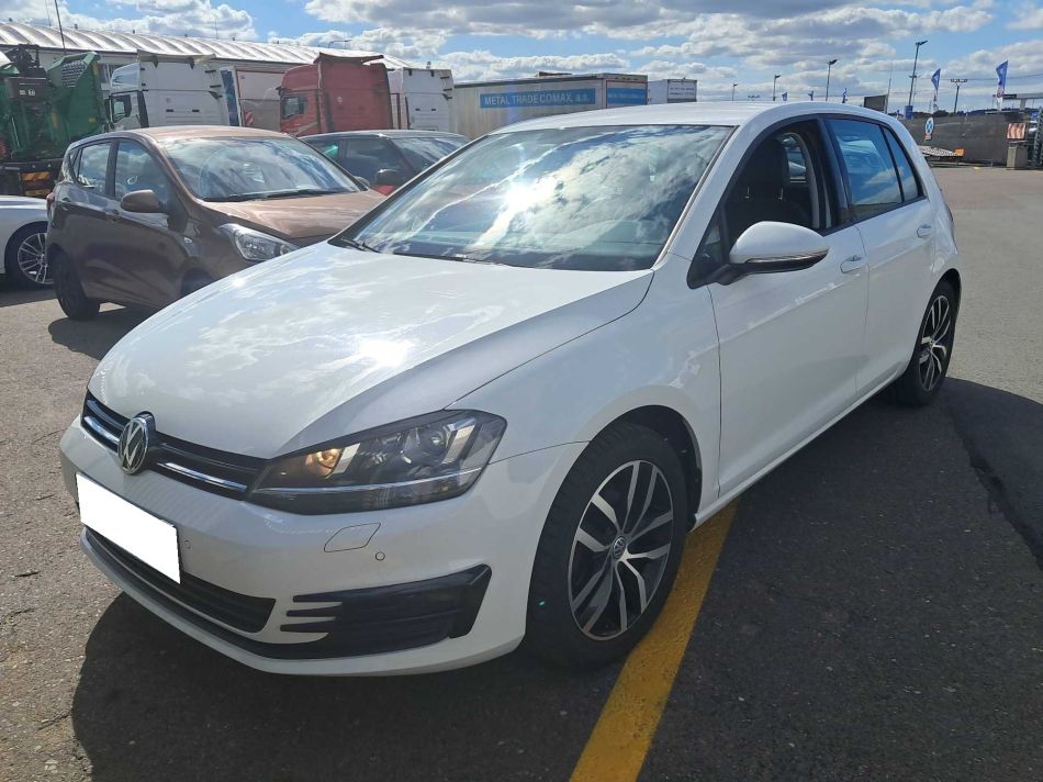 Volkswagen Golf - 2016