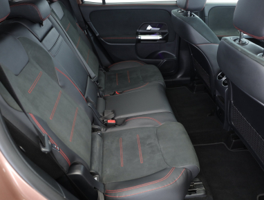 Mercedes-Benz GLB - 2022