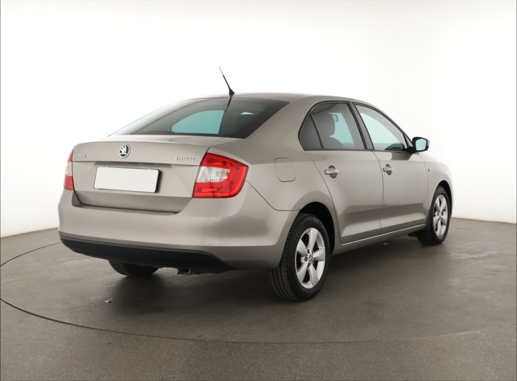 Škoda Rapid