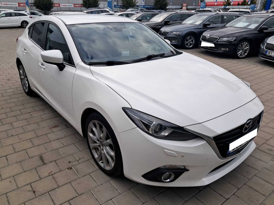 Mazda 3 - 2015
