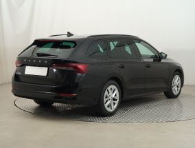 Škoda Octavia - 2021