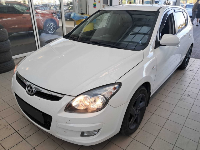 Hyundai i30 2010