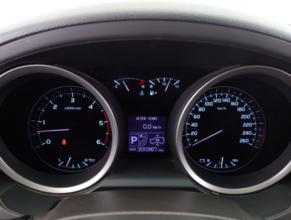 Toyota Land Cruiser V8