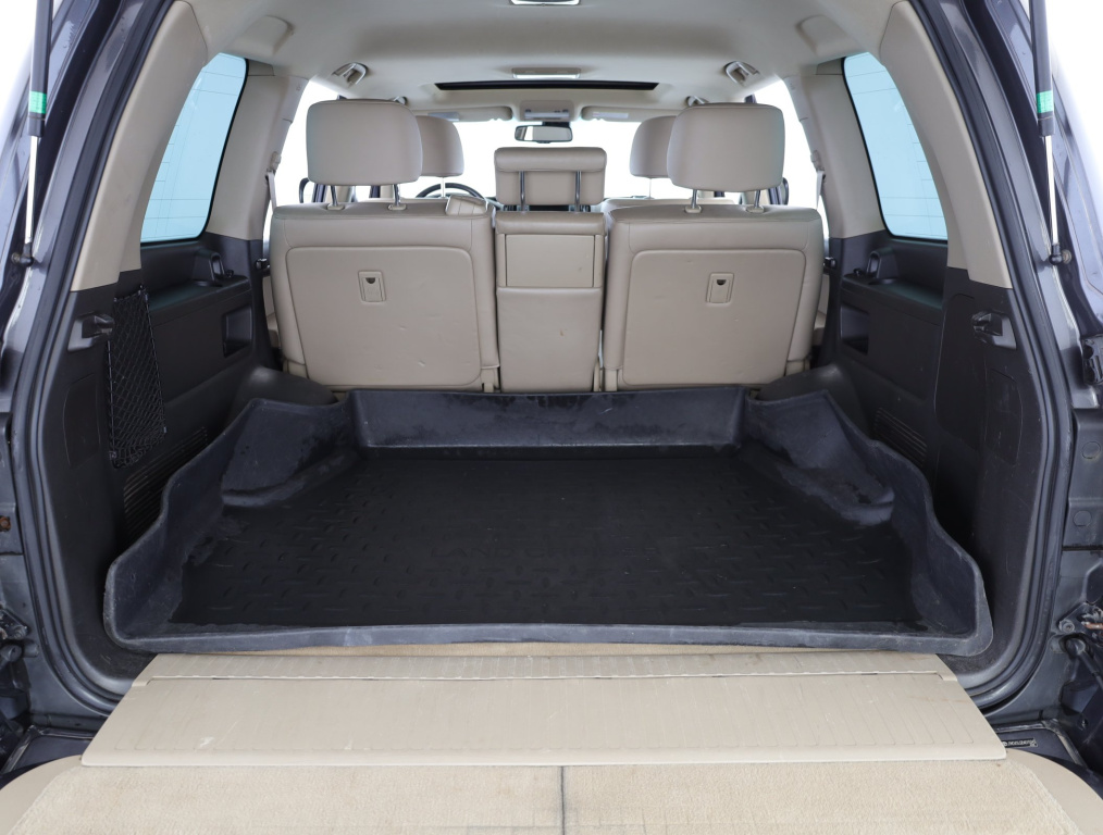 Toyota Land Cruiser V8