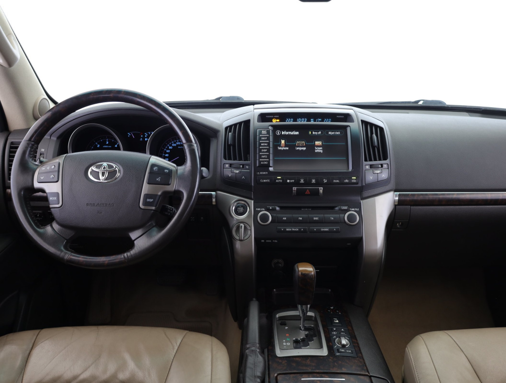 Toyota Land Cruiser V8