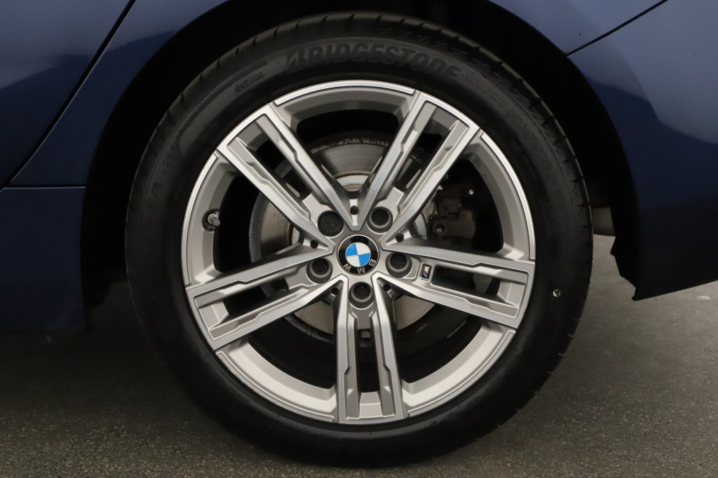 BMW 1