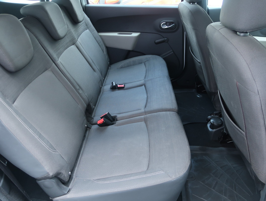 Dacia Lodgy