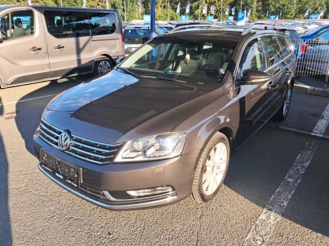 Volkswagen Passat 2011