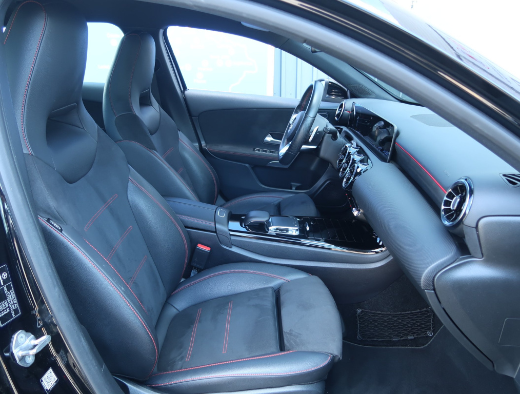 Mercedes-Benz A