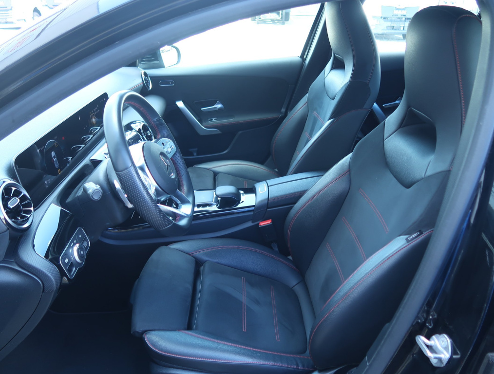 Mercedes-Benz A