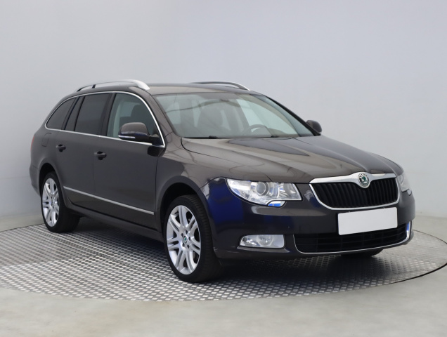 Škoda Superb 2010