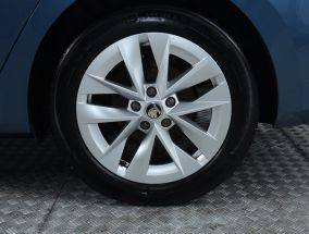 Škoda Octavia - 2021