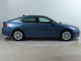 Škoda Octavia - 2021