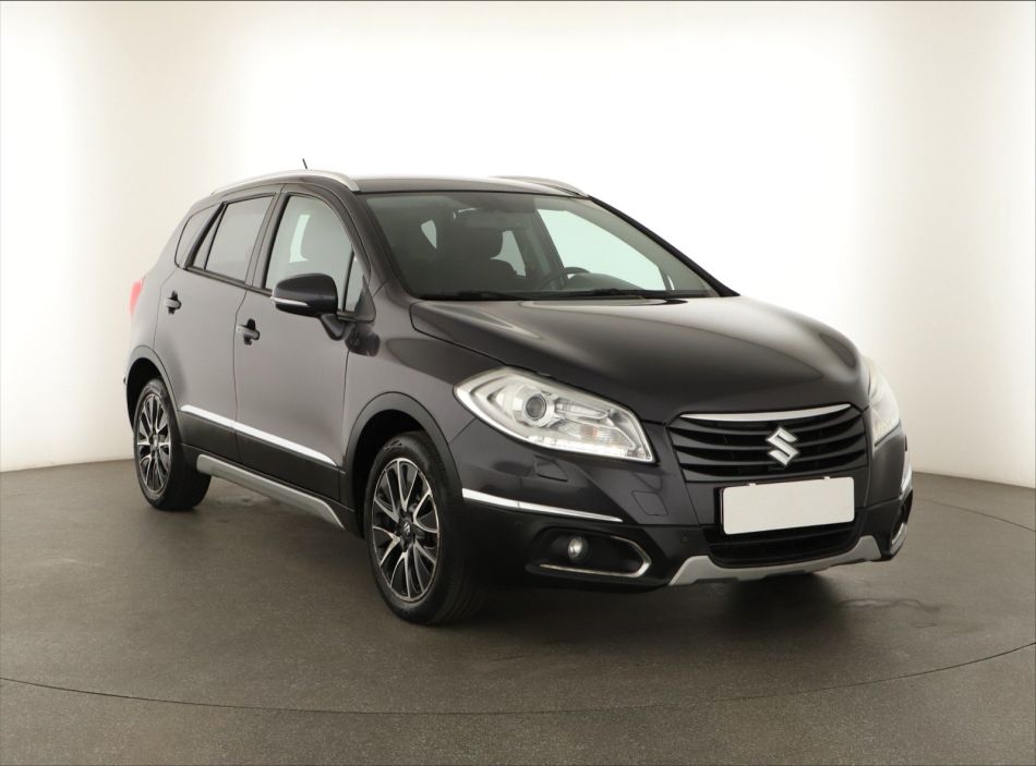 Suzuki SX4 S-Cross - 2015