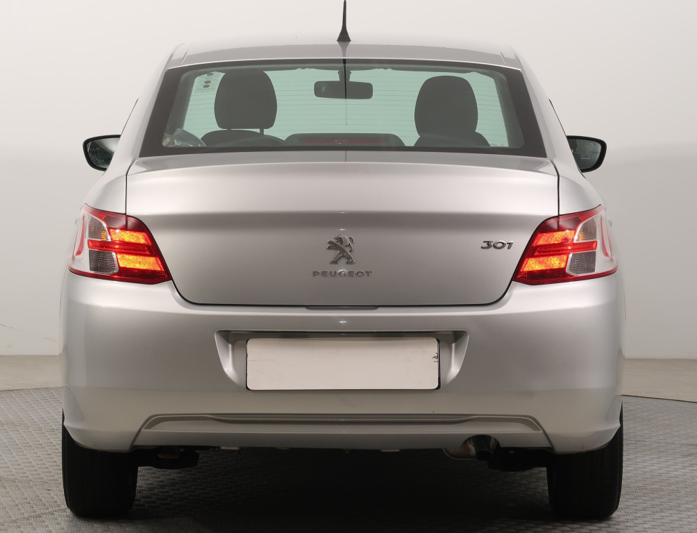 Peugeot 301