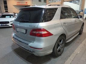 Mercedes-Benz ML - 2012