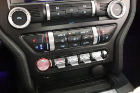 Ford Mustang - 2022