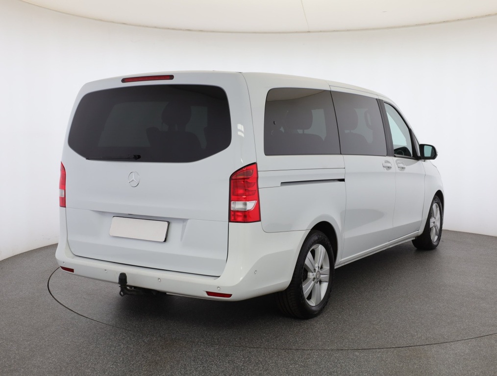 Mercedes-Benz V